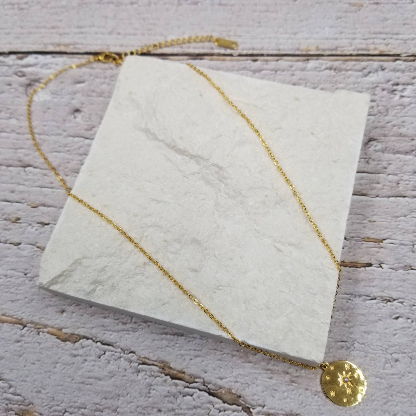 18K Estrella Pearl Necklace