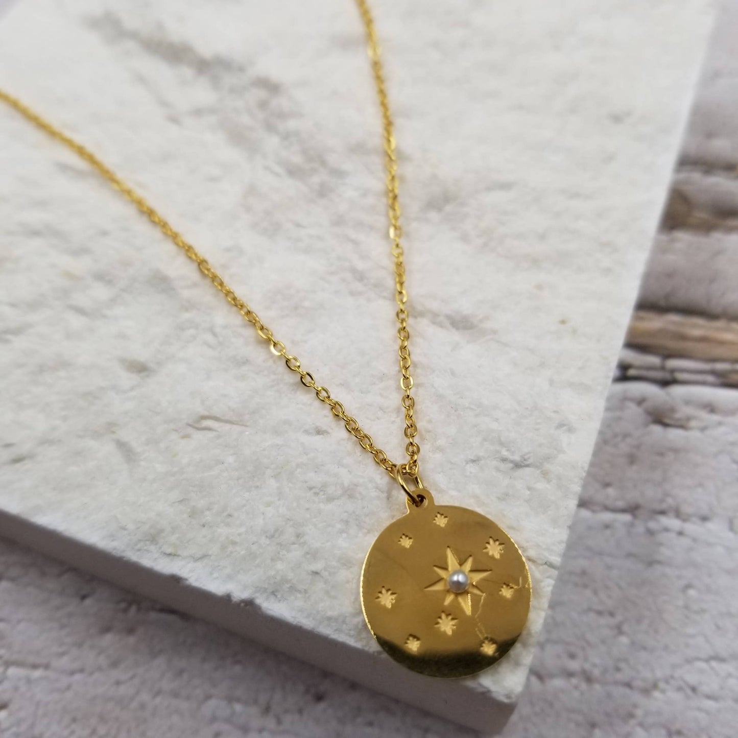 18K Estrella Pearl Necklace