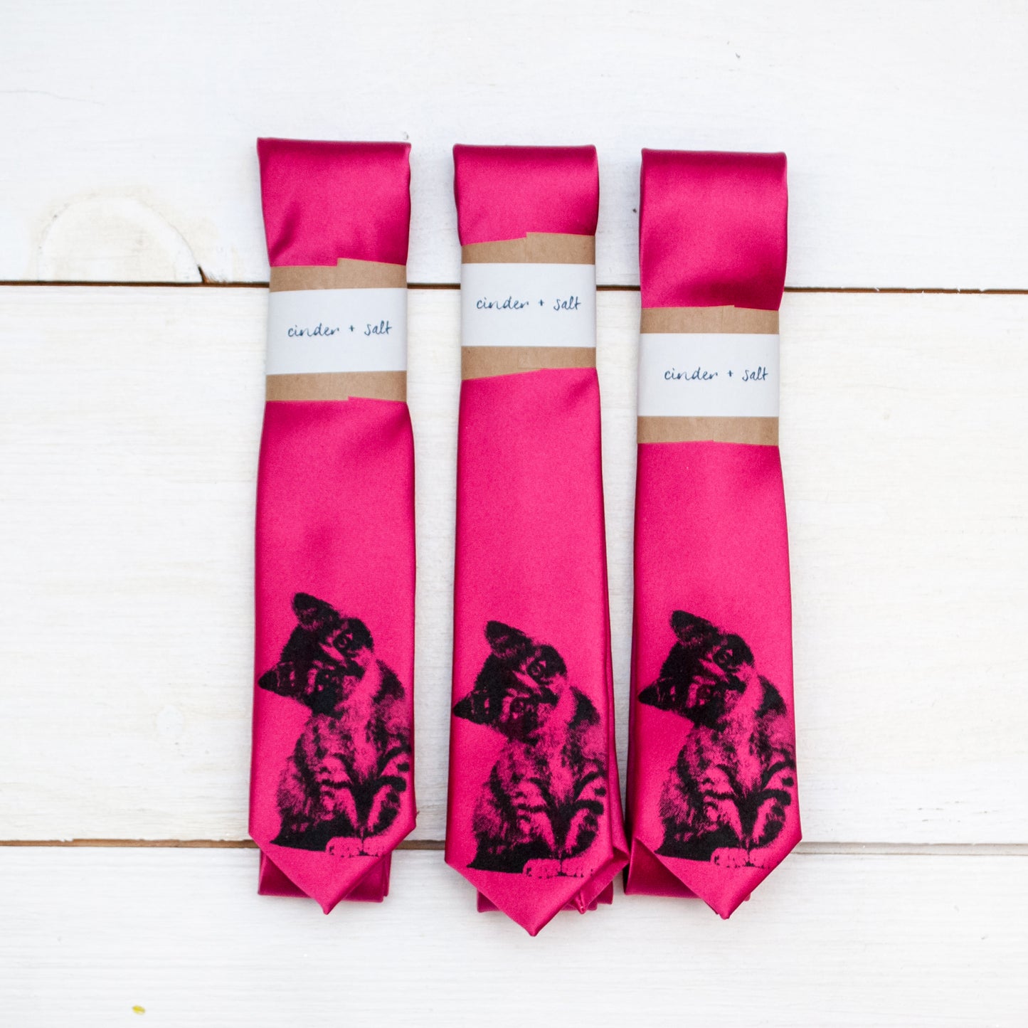 Kitten Skinny Tie - Fuchsia Pink