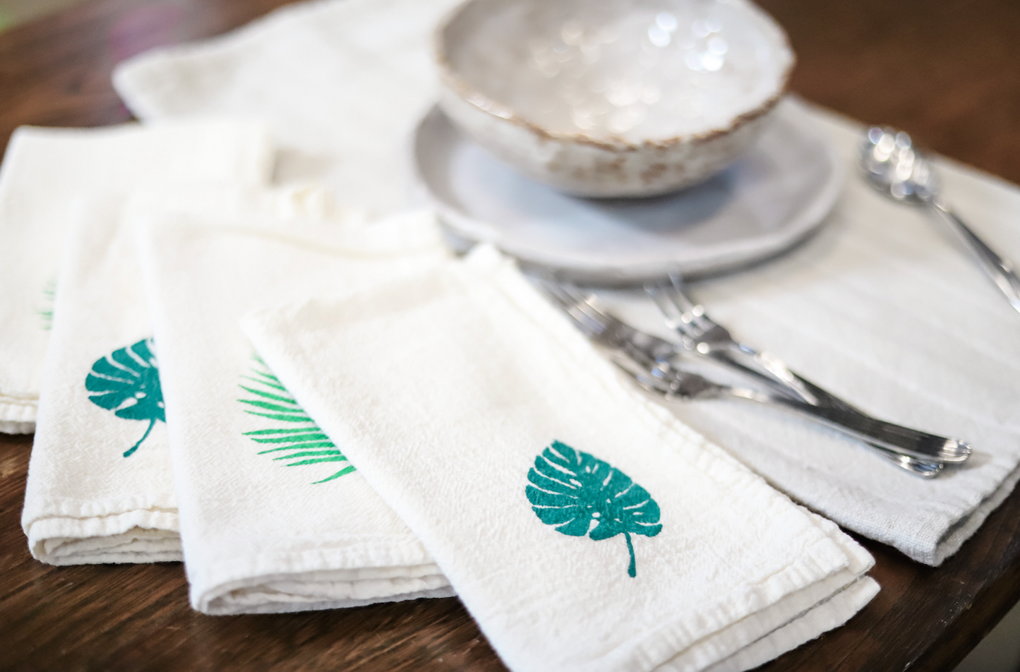 Tropical Leaves Cloth Napkins - set of 4